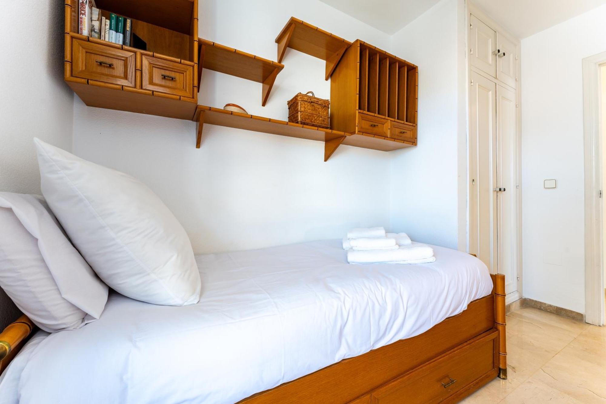 Tropico Carihuela View & Parking Apartment Torremolinos Exterior photo